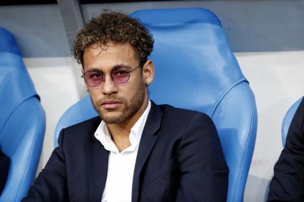 Στα 260 εκατ. ευρώ η τιμή πώλησης του Νεϊμάρ, διαπραγματεύσεις με Ρεάλ