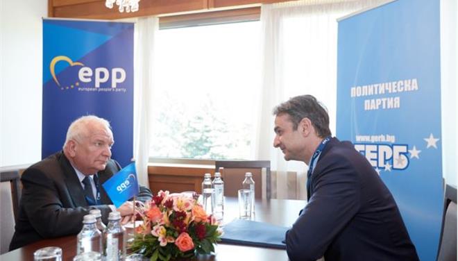 Συνάντηση Μητσοτάκη – Ντολ στη Σόφια