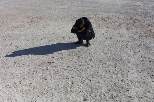 Η μαύρη πέτρα της ξενιτιάς και το χυμένο γάλα