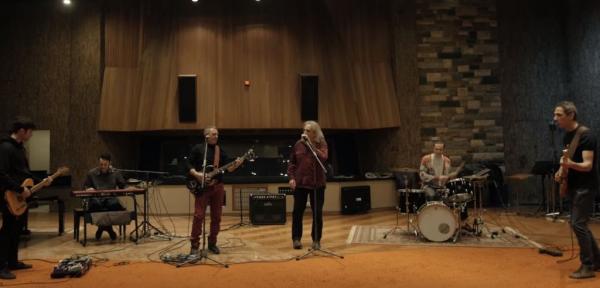 Παυλίδης και Αγγελάκας μαζί -για πρώτη φορά- σε νέο τραγούδι [Βίντεο]