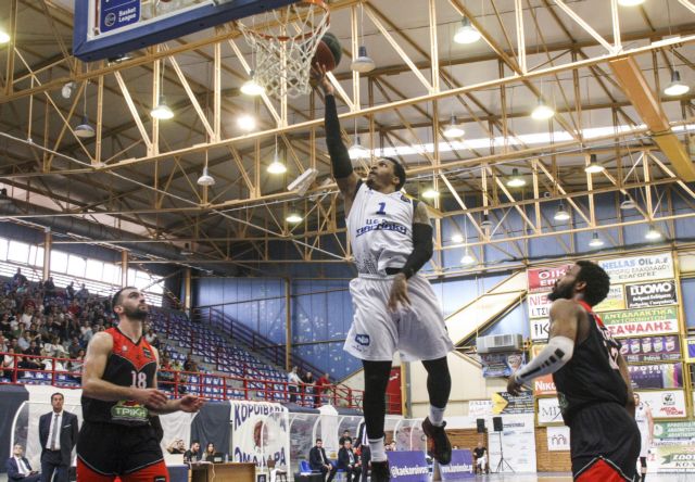 Κόροιβος: Ακύρωσε τα εισιτήρια των Πόσλεϊ και Κάρσον