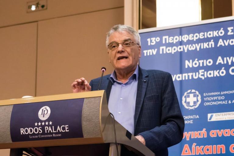 Πουλάκης: Αναγκαία η κατάτμηση των μεγάλων περιφερειών