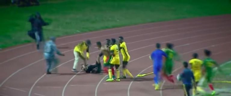 «Δεν μας αρέσει η απόφαση σου. Θα σε δείρουμε…»