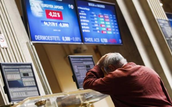 Βυθίστηκε το Χρηματιστήριο του Μιλάνο, εκτοξεύτηκε το spread