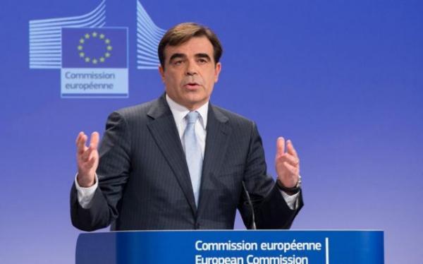 Κομισιόν: Δεν υπαγορεύουμε όρους για λύση στο Σκοπιανό