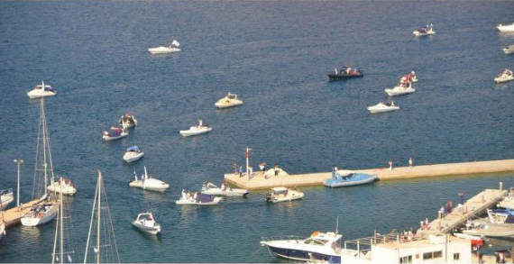 Προσφορές από τον όμιλο Φουσκωτών Σκαφών Ελλάδος στη Σέριφο