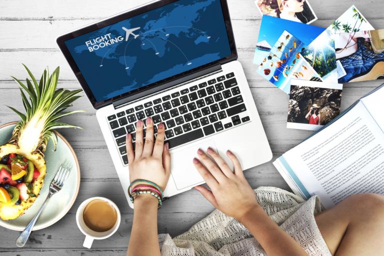 Έξυπνα μυστικά για να βρείτε τις πιο φθηνές πτήσεις