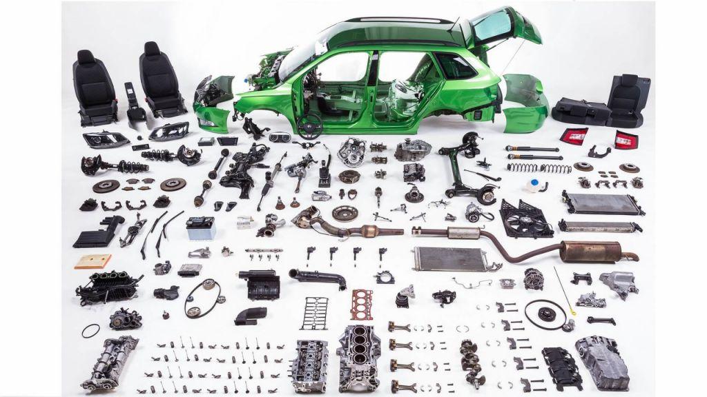 Αποσυναρμολογώντας ένα Skoda Fabia