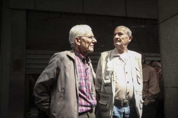 ΕΝΔΙΣΥ: Ισχυρό πλήγμα στους συνταξιούχους από το νόμο Κατρούγκαλου