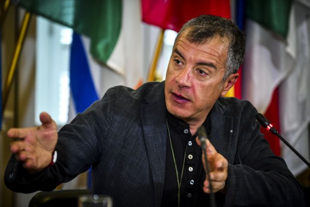 Θεοδωράκης: Κάποιοι φοβούνται να συγκρουστούν με τις προκαταλήψεις