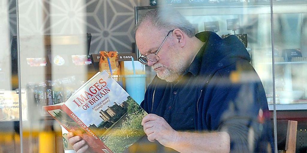 Αλαλούμ με τον πατέρα της Μέγκαν Μαρκλ: Δεν πάει στον γάμο, αλλά για… άσχετο λόγο