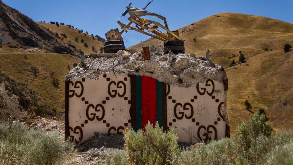 Μόδα στα χαλάσματα