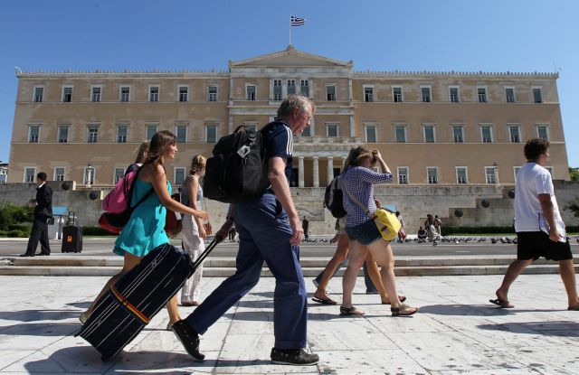 ΙΝΣΕΤΕ: Πόσα ξόδεψαν οι ηλικιωμένοι τουρίστες που ήρθαν στην Ελλάδα