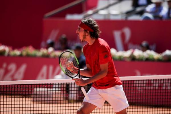 Στα ημιτελικά μετά από «θρίλερ» ο Τσιτσιπάς