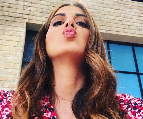 Δείτε την πρώτη σέλφι της Σταματίνας Τσιμτσιλή με τον γιο της