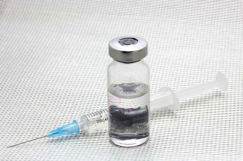 Κίνα: Εταιρεία εμβολίων κλήθηκε να σταματήσει την παραγωγή