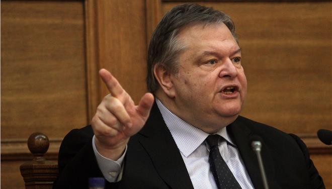 Βενιζέλος: Η κυβέρνηση δεν κινδυνεύει από το νομοσχέδιο περί αναδοχής παιδιών από ομόφυλα ζευγάρια