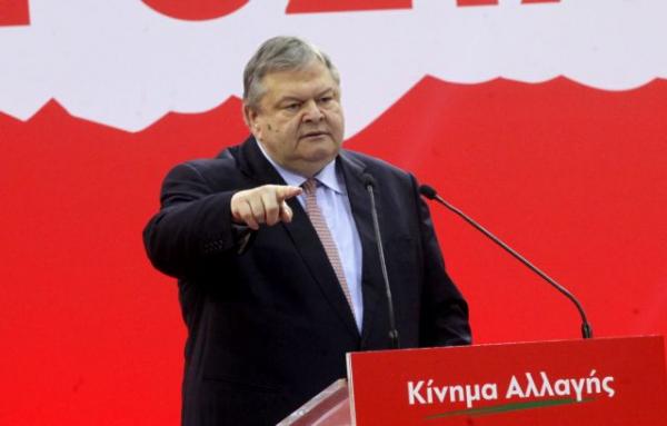 «Πυρά» Βενιζέλου κατά Κοντονή για τις μηνύσεις της Novartis