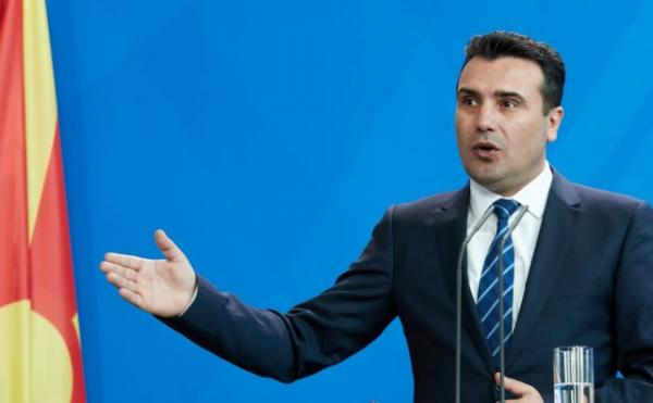 Αφήνει ανοιχτό το θέμα των συνταγματικών αλλαγών ο Ζάεφ