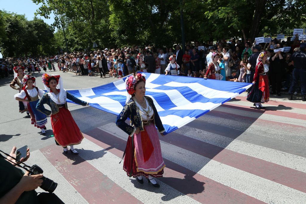 Με πλήθος κόσμου οι εορτασμοί της επετείου της Ένωσης των Επτανήσων με την Ελλάδα