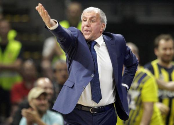 Ομπράντοβιτς: Ηγέτης μας ο Σλούκας