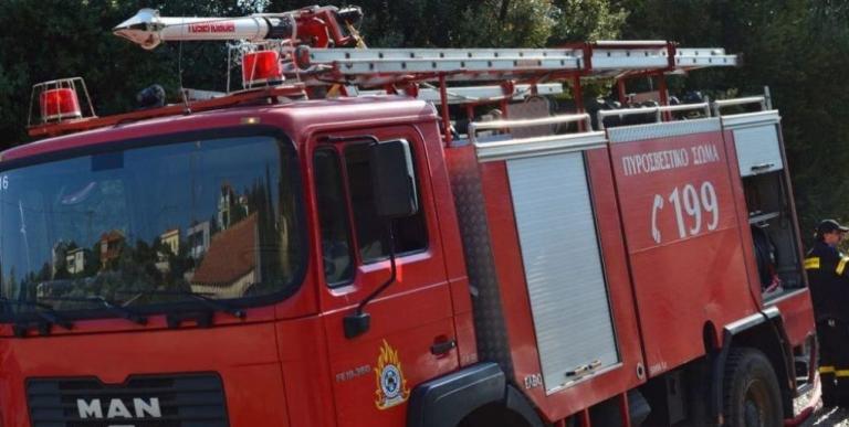 Υπό μερικό έλεγχο η φωτιά στο Σούνιο