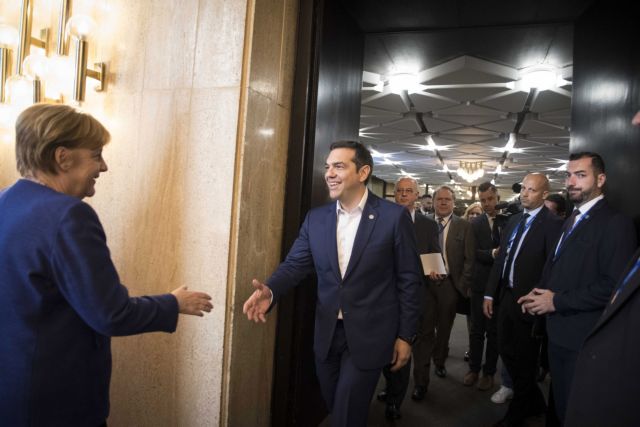 Τσίπρας: Με Μέρκελ-Μακρόν βρισκόμαστε σε κοινή συνισταμένη για την ολοκλήρωση του προγράμματος