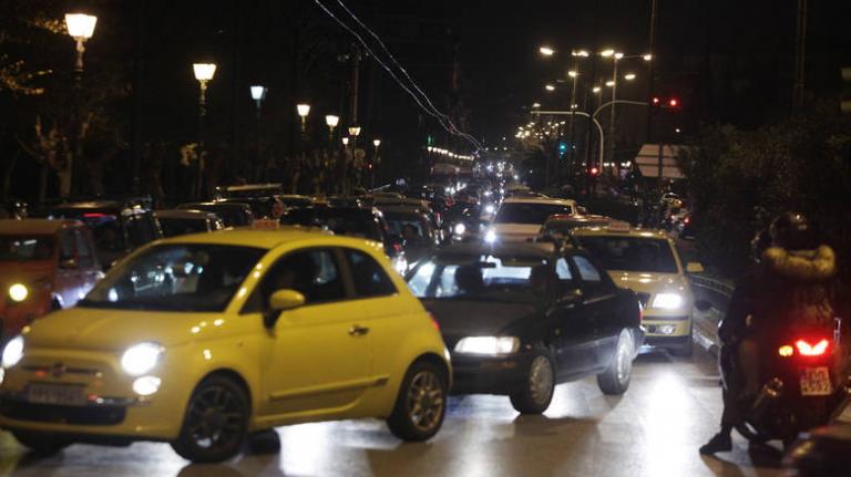 Μαζική αλλά χωρίς προβλήματα η επιστροφή των εκδρομέων