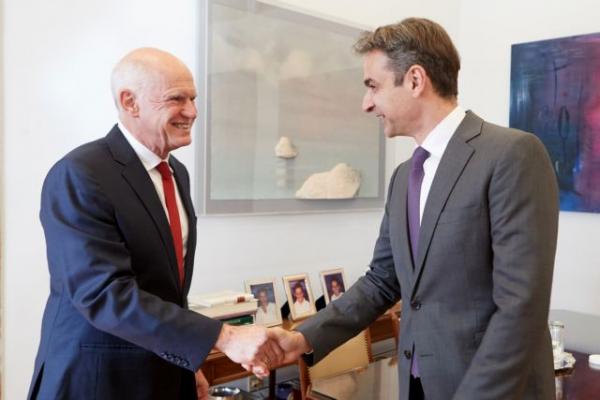 Συναντήσεις Μητσοτάκη με Πάιατ και Παπανδρέου