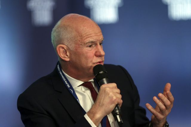 Σε Μαξίμου και υπ. Εξωτερικών ο Γιώργος Παπανδρέου