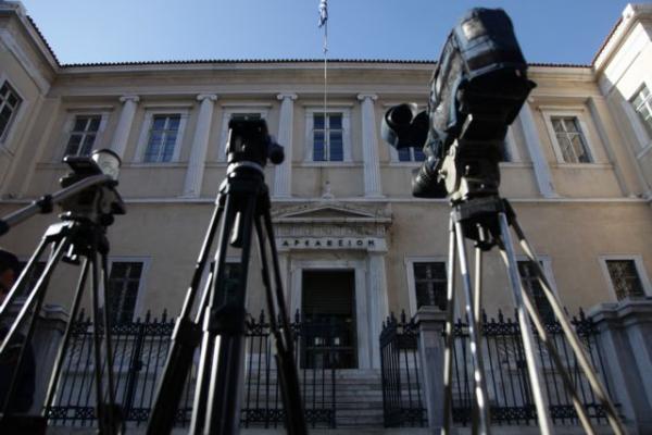 Ενέκρινε πέντε αιτήσεις για άδειες το ΕΣΡ, «έκοψε» την Τηλεοπτική Ελληνική ΑΕ
