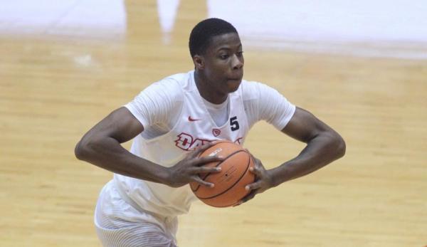 Κώστας Αντετοκούνμπο: Είμαι διαφορετικός από τον Γιάννη