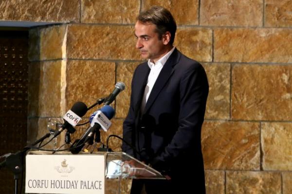 Μητσοτάκης: Επικίνδυνος ο Τσίπρας για τα εθνικά συμφέροντα