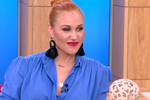 Η Πηνελόπη Αναστασοπούλου ανακοίνωσε στον αέρα την εγκυμοσύνη της