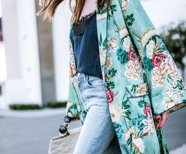 Αντιμετώπισε την άνοιξη με στυλ φορώντας κιμονό