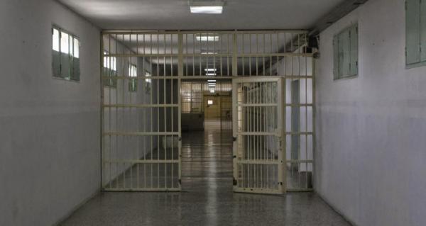 Κρατούμενος επιτέθηκε σε σωφρονιστικούς υπαλλήλους στις φυλακές Διαβατών