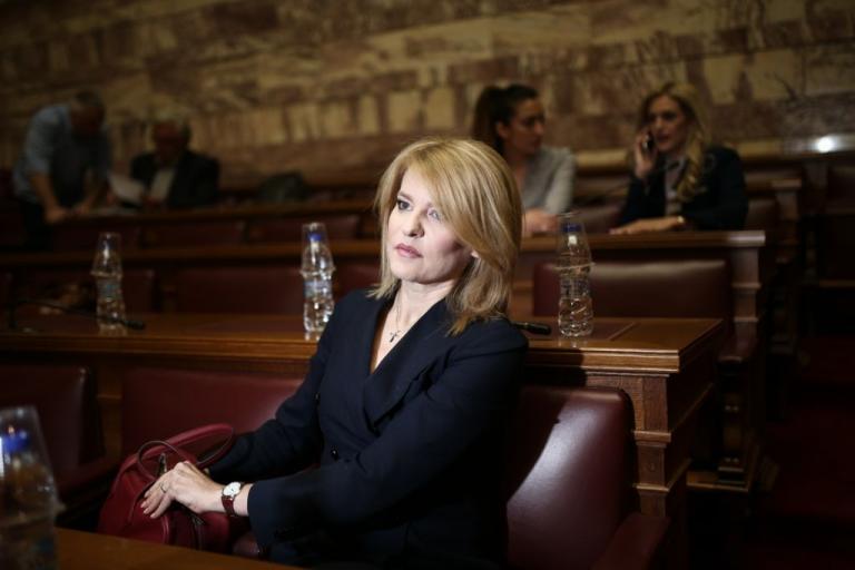 H φιέστα των Πρεσπών, το μαρτύριο των βουλευτών