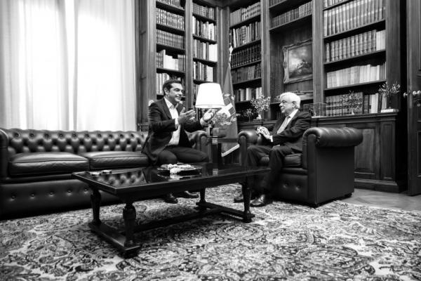 Η ώρα της κρίσης για τον Πρόεδρο της Δημοκρατίας