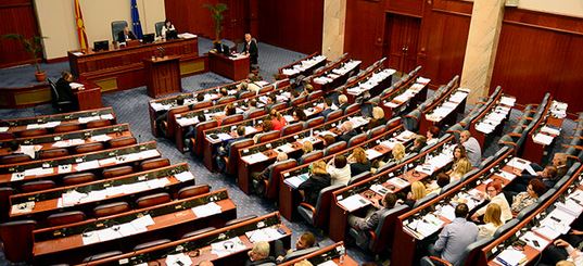 ΠΓΔΜ: «Πράσινο φως» για τη συμφωνία από τη Βουλή