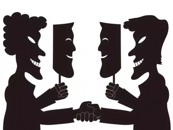 Η σκοτεινή και ψεύτικη Ελλάδα