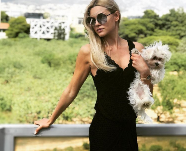 Το σέξι μπικίνι της Βίκυς Κάβουρα!