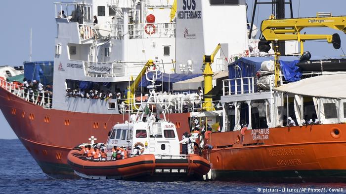 Στροφή της Ιταλίας στο προσφυγικό