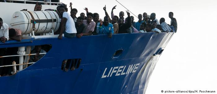 «Οι χώρες της ΕΕ τα βάζουν με τους διασώστες»