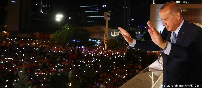 O Ερντογάν στο απόγειο της δόξας του