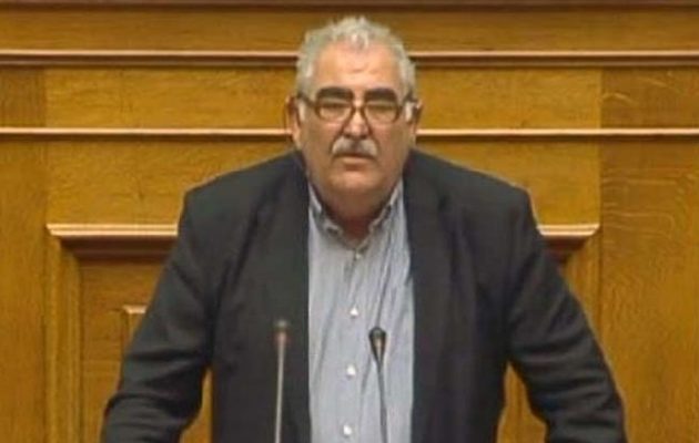 Αποδοκιμασίες από πολίτες δέχθηκε ο βουλευτής του ΣΥΡΙΖΑ Νίκος Παπαδόπουλος