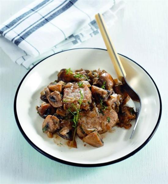 Χοιρινό φιλέτο με μουστάρδα και μανιτάρια