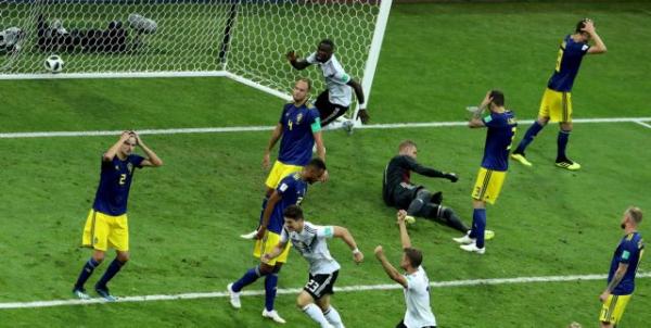 Και στο… πολύ τέλος κερδίζουν οι Γερμανοί, 2-1 τη Σουηδία