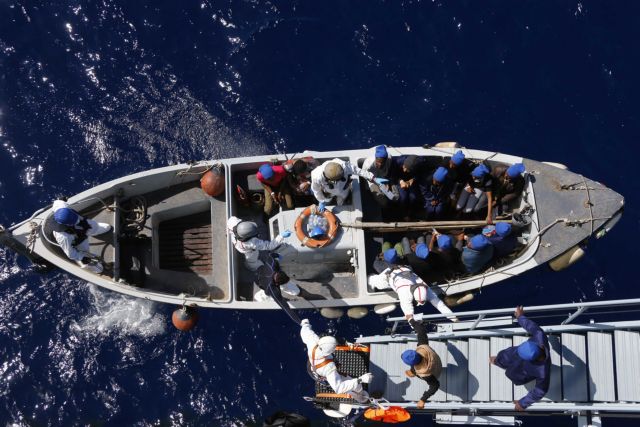 Κρήτη: Εξήντα πρόσφυγες έφτασαν στη Σητεία