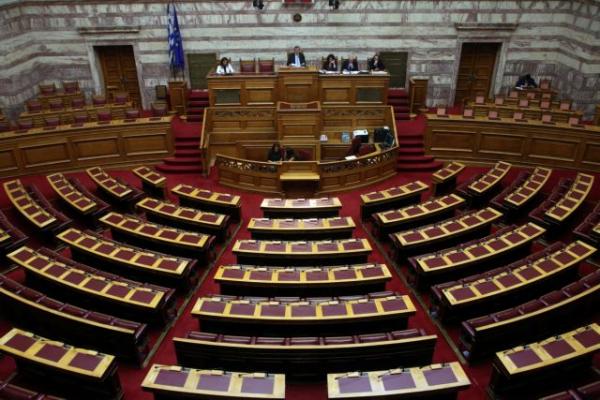 Την Παρασκευή στη Βουλή το πολυνομοσχέδιο για τα προαπαιτούμενα