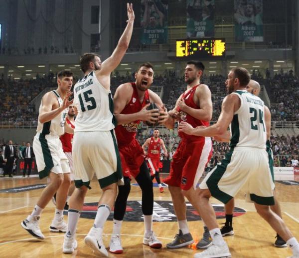 Live: Παναθηναϊκός – Ολυμπιακός (84-70 τελικό) με φόντο το πρωτάθλημα